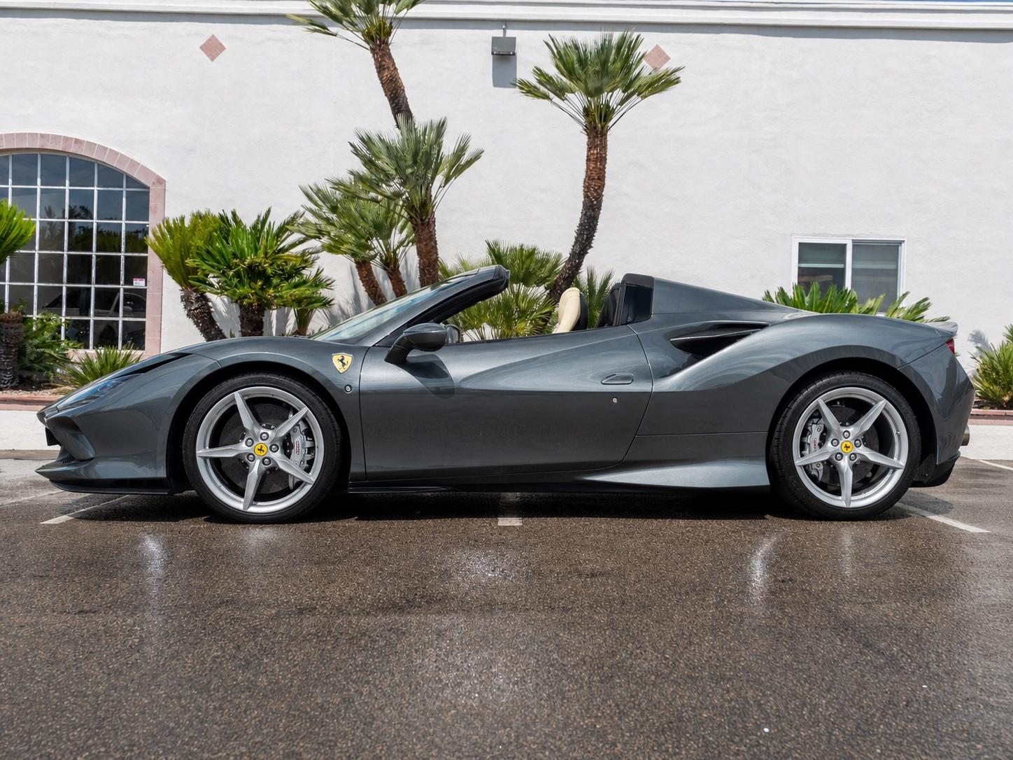 Ferrari F8 Spider — photo 4