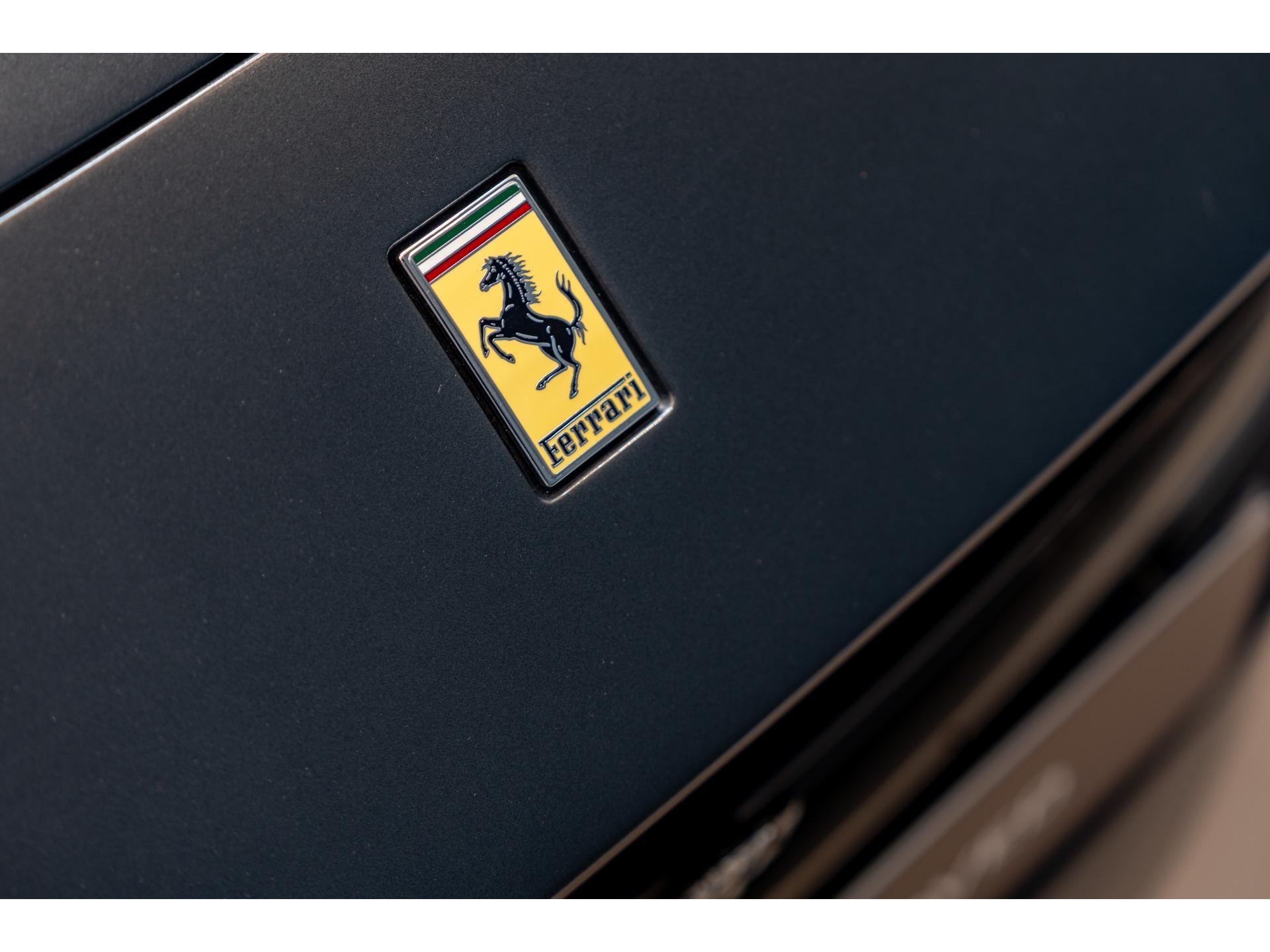 Ferrari Portofino — photo 8