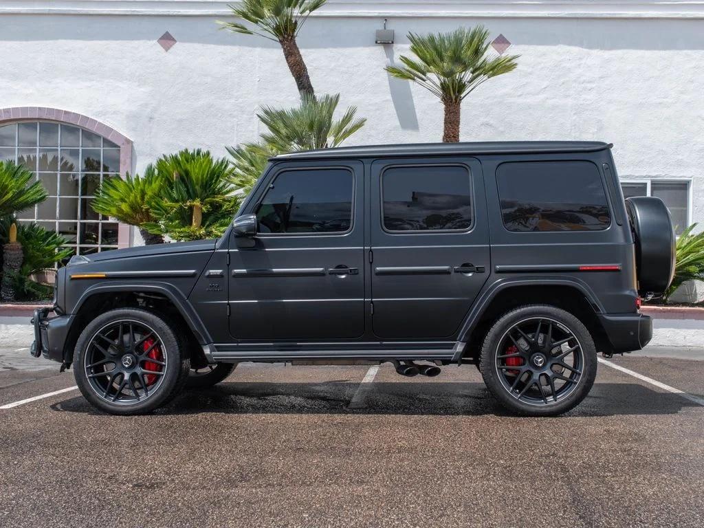 Mercedes-AMG G 63 gris mat, trois quarts avant