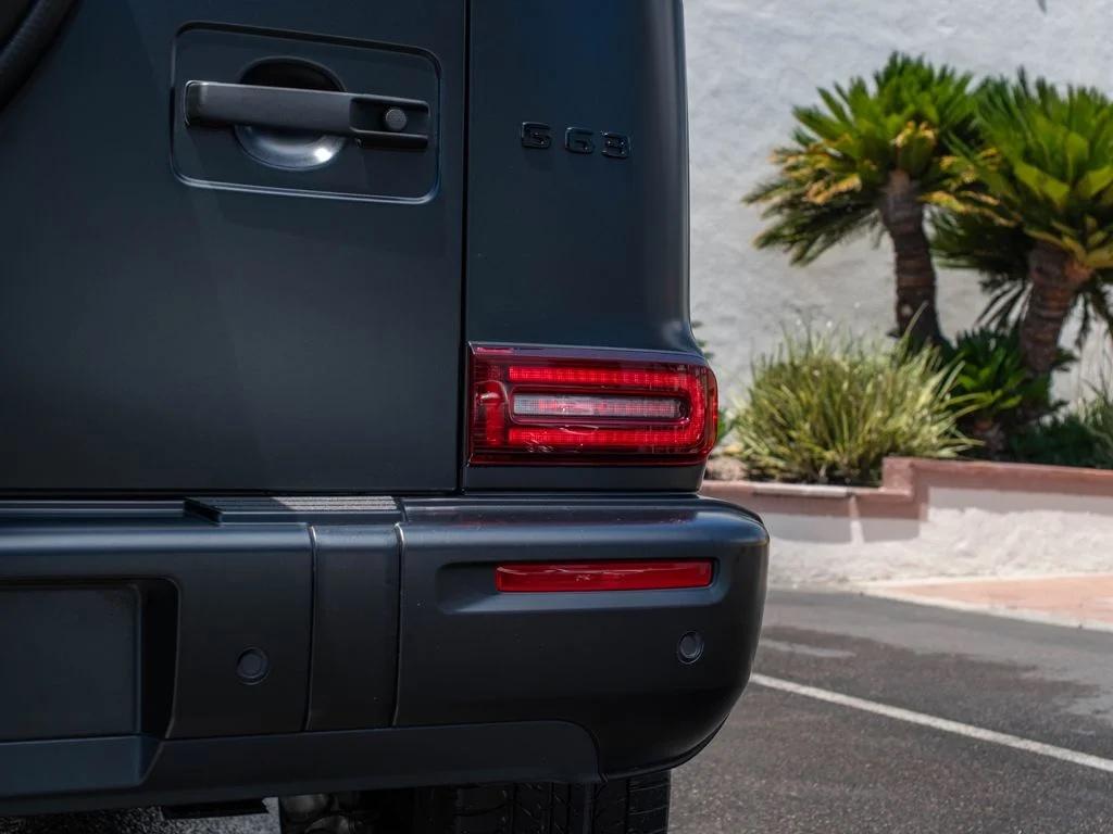Mercedes-AMG G 63 gris mat, détail jante et étrier de frein